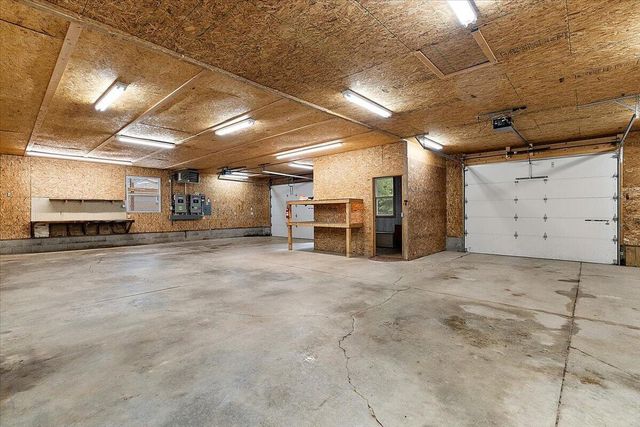 805 W Moore Road, Ashland Twp, MI 49327