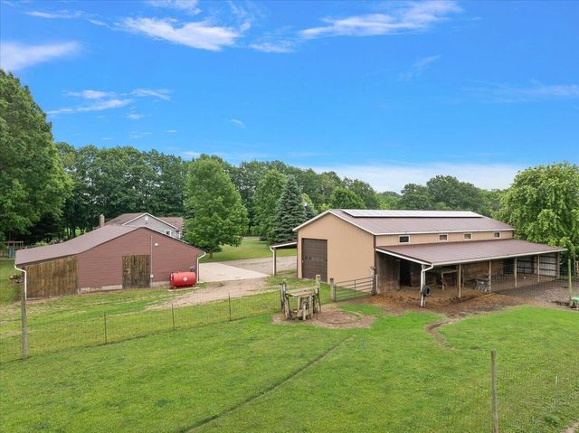 805 W Moore Road, Ashland Twp, MI 49327