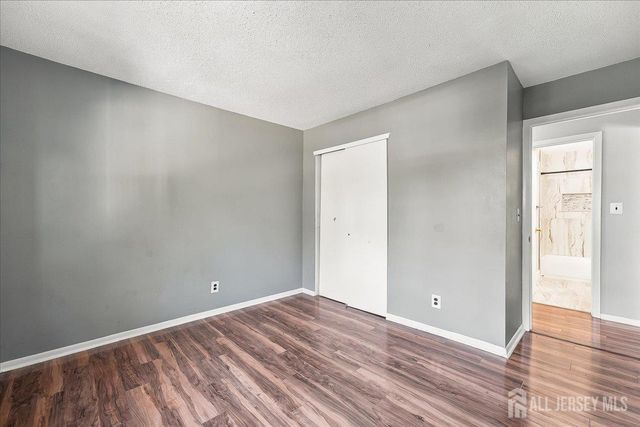34 Foxtail Lane, South Brunswick, NJ 08852