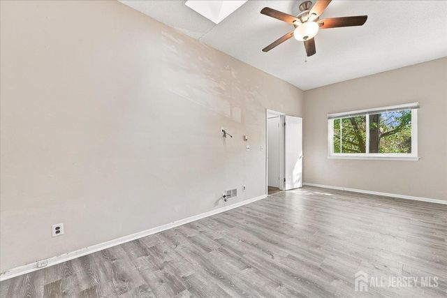 34 Foxtail Lane, South Brunswick, NJ 08852