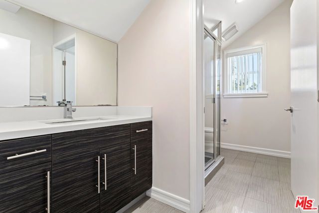 2317 Scarff Street A, Los Angeles, CA 90007