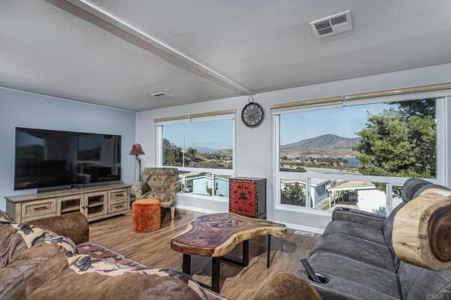 275 S Worthington SPC 52, Spring Valley, CA 91977