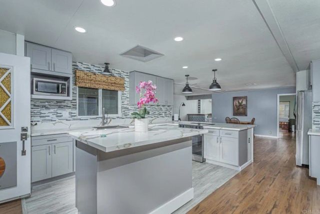 275 S Worthington SPC 52, Spring Valley, CA 91977