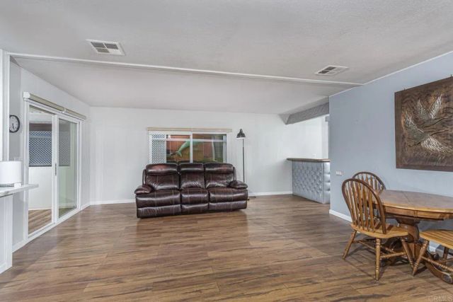 275 S Worthington SPC 52, Spring Valley, CA 91977
