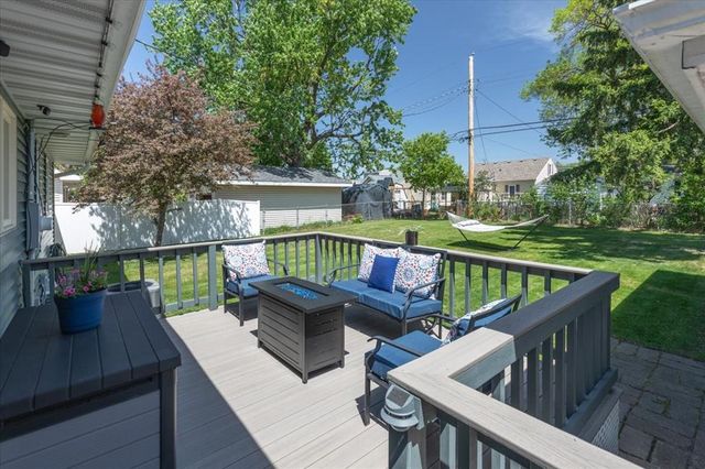 1609 Drury Avenue, Eau Claire, WI 54703