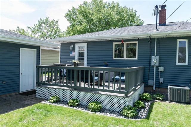 1609 Drury Avenue, Eau Claire, WI 54703