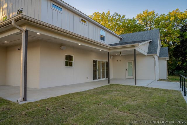 4929 S Columbia Avenue, Tulsa, OK 74105