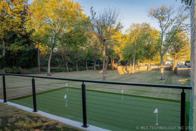 4929 S Columbia Avenue, Tulsa, OK 74105