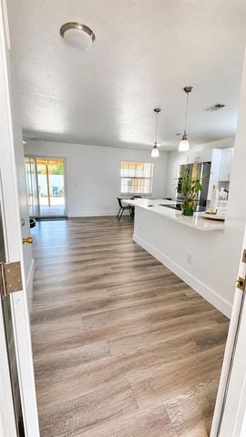 11105 N 22ND STREET, Tampa, FL 33612