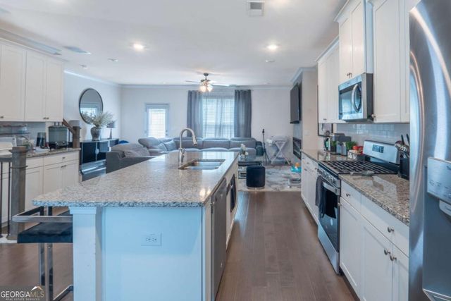 2227 Foley Park Street, Snellville, GA 30078