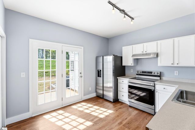 531 Waterbrook Drive, Greenville, SC 29607