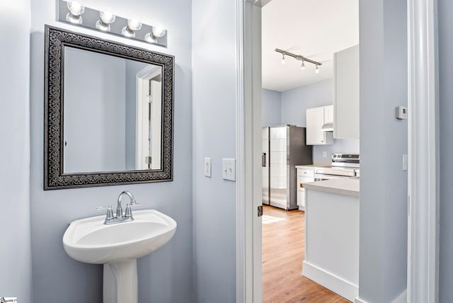 531 Waterbrook Drive, Greenville, SC 29607