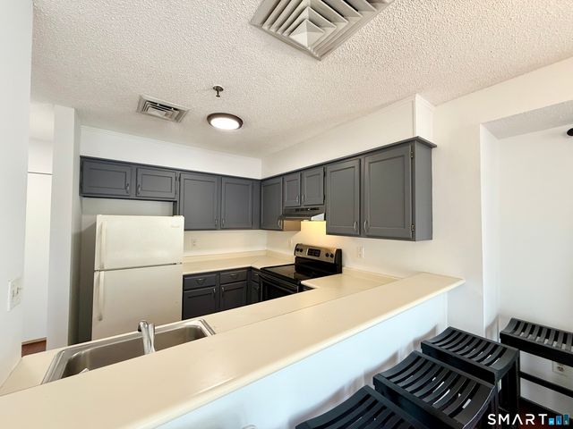 1204 Whitney Avenue 201, Hamden, CT 06517