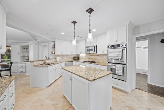 7050 Orchid Lane, Dallas, TX 75230