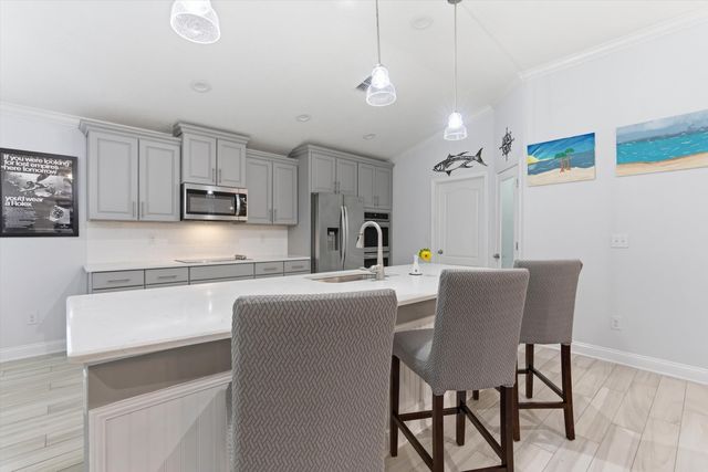 271 Lost Lake Dr, St Augustine, FL 32086