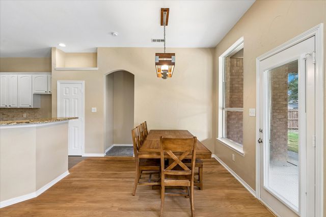1204 Wildflower Lane, Flower Mound, TX 75028
