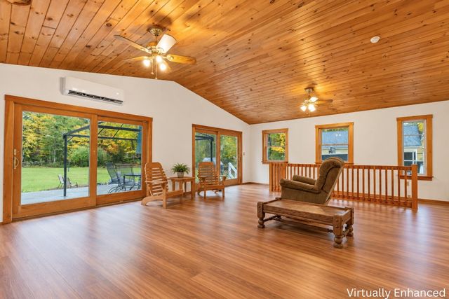 21 Waumbeck Road, Wolfeboro, NH 03894