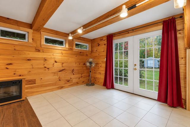 21 Waumbeck Road, Wolfeboro, NH 03894