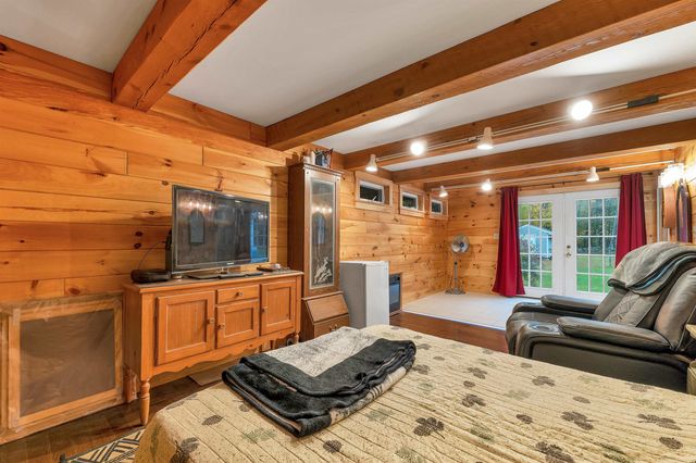 21 Waumbeck Road, Wolfeboro, NH 03894