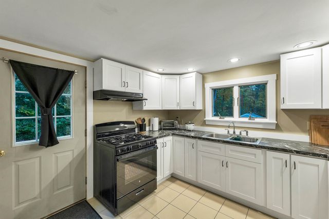 21 Waumbeck Road, Wolfeboro, NH 03894