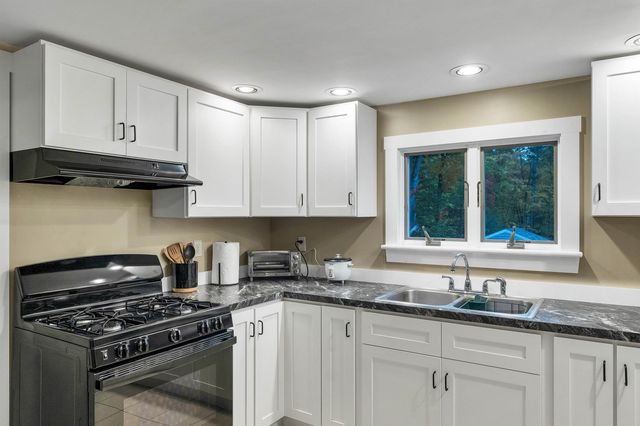 21 Waumbeck Road, Wolfeboro, NH 03894