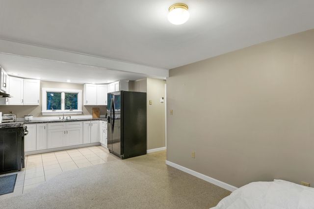 21 Waumbeck Road, Wolfeboro, NH 03894