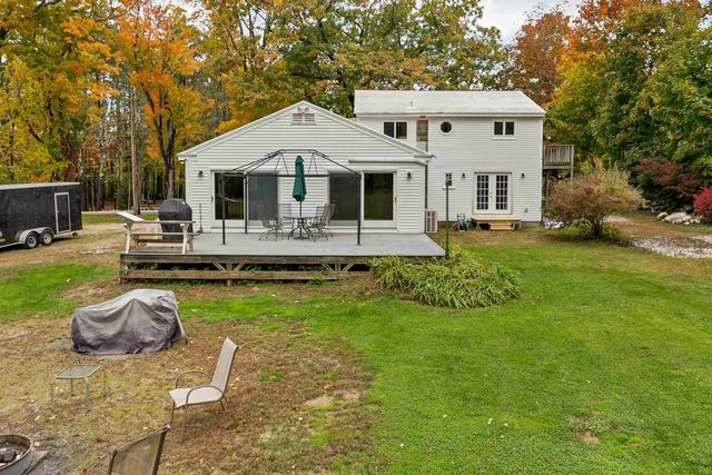 21 Waumbeck Road, Wolfeboro, NH 03894