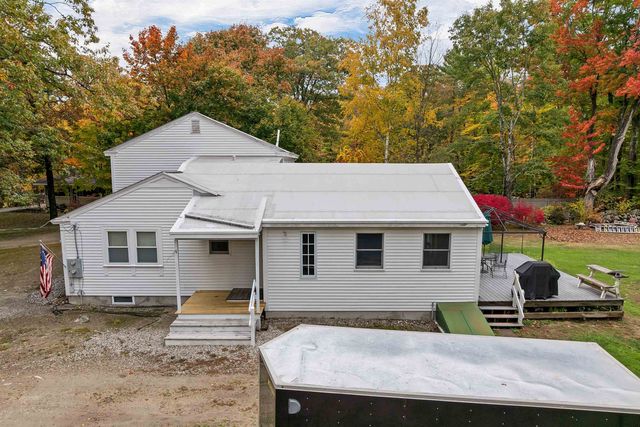21 Waumbeck Road, Wolfeboro, NH 03894