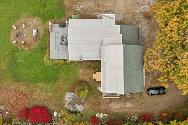 21 Waumbeck Road, Wolfeboro, NH 03894