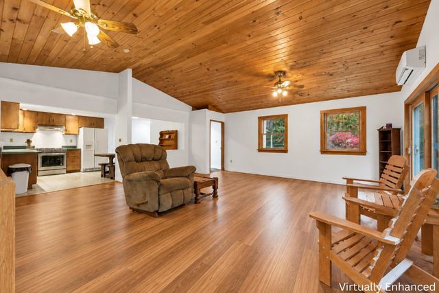 21 Waumbeck Road, Wolfeboro, NH 03894