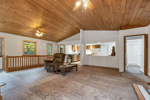 21 Waumbeck Road, Wolfeboro, NH 03894
