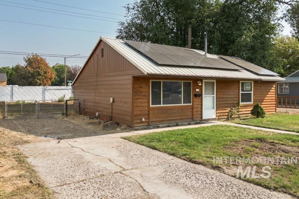 714 Myrtle St, Pocatello, ID 83201 photo 3