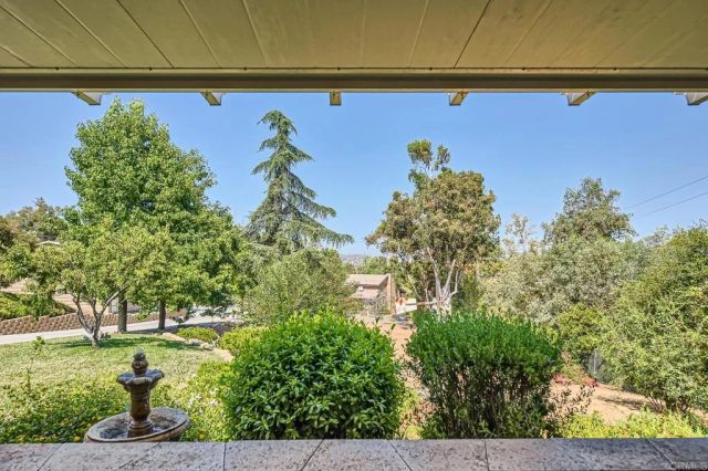 3006 N Victoria Drive, Alpine, CA 91901