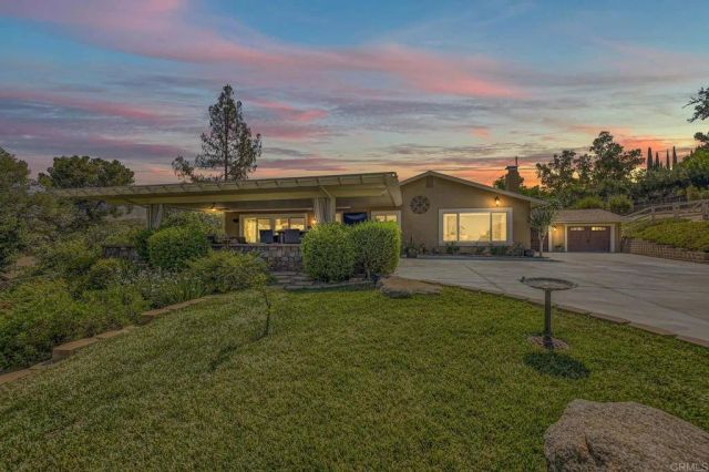 3006 N Victoria Drive, Alpine, CA 91901