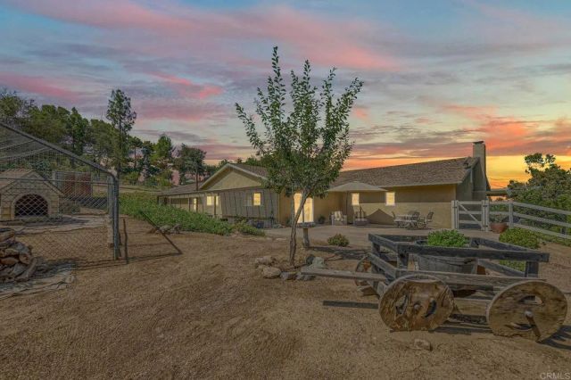 3006 N Victoria Drive, Alpine, CA 91901