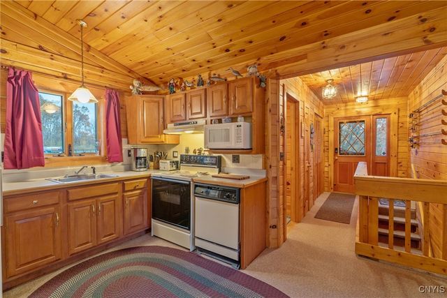 3622 State Route 13, Richland, NY 13142