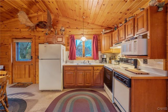 3622 State Route 13, Richland, NY 13142