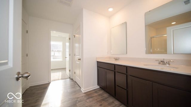 6121 Rhinecliff Drive, Whitestown, IN 46075