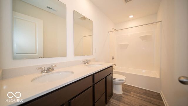 6121 Rhinecliff Drive, Whitestown, IN 46075