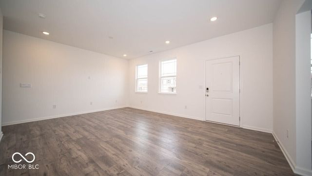 6121 Rhinecliff Drive, Whitestown, IN 46075