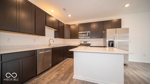 6121 Rhinecliff Drive, Whitestown, IN 46075