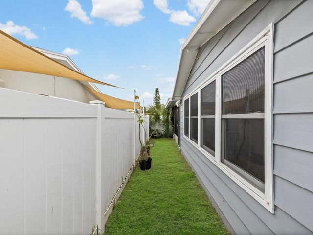 1010 OSPREY COURT, Dunedin, FL 34698