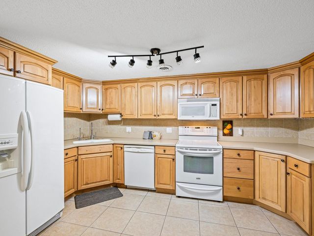 1010 OSPREY COURT, Dunedin, FL 34698