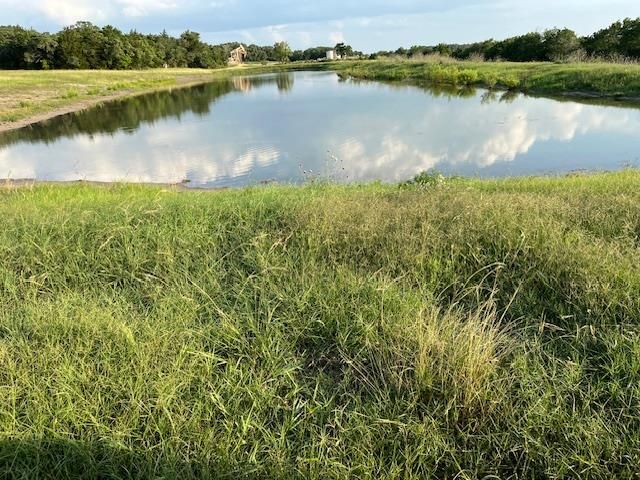 534 Scotts School RD, Flatonia, TX 78941