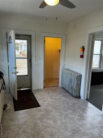 1A Second Ave East Islip Ave, East Islip, NY 11730