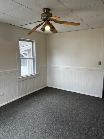 1A Second Ave East Islip Ave, East Islip, NY 11730