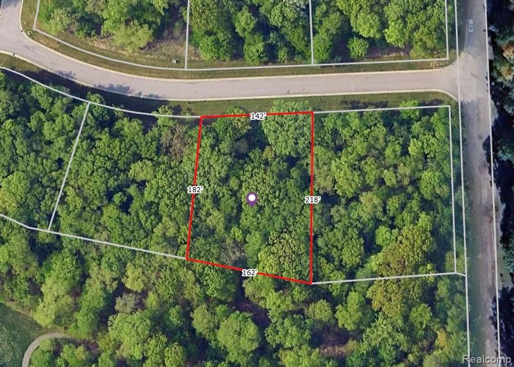 665 Kings Fairway Lane, Grand Blanc, MI 48439