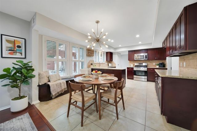 180 Maple Branch Street, The Woodlands, TX 77380