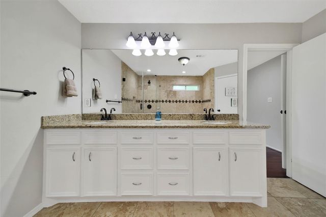 180 Maple Branch Street, The Woodlands, TX 77380