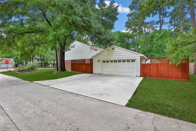 180 Maple Branch Street, The Woodlands, TX 77380